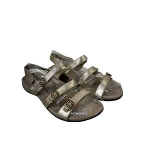 Vionic Womens Cathy Slingback Sandals Gold Straps Hook And Loop Fasteners 6